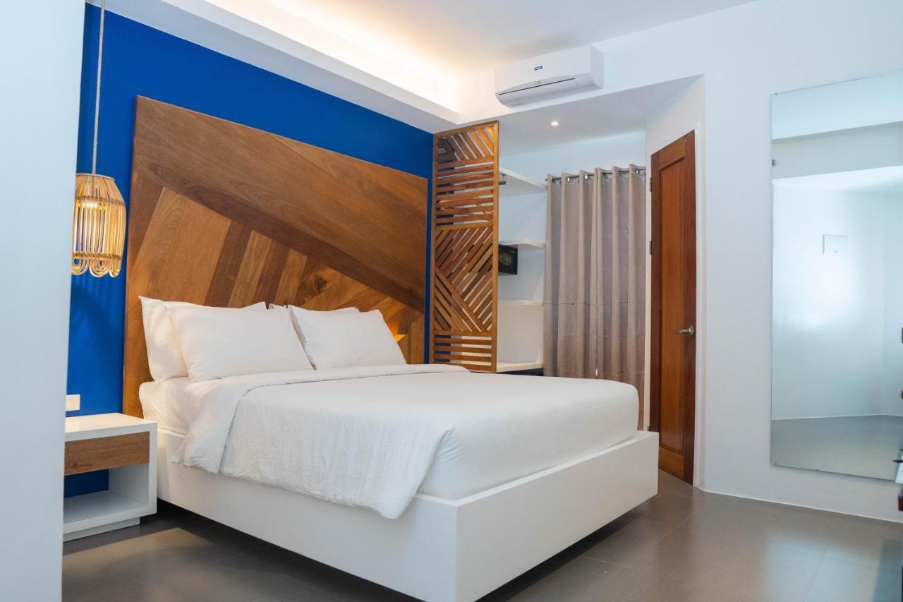 The Paragon Boracay Suites Manoc-Manoc Exterior photo